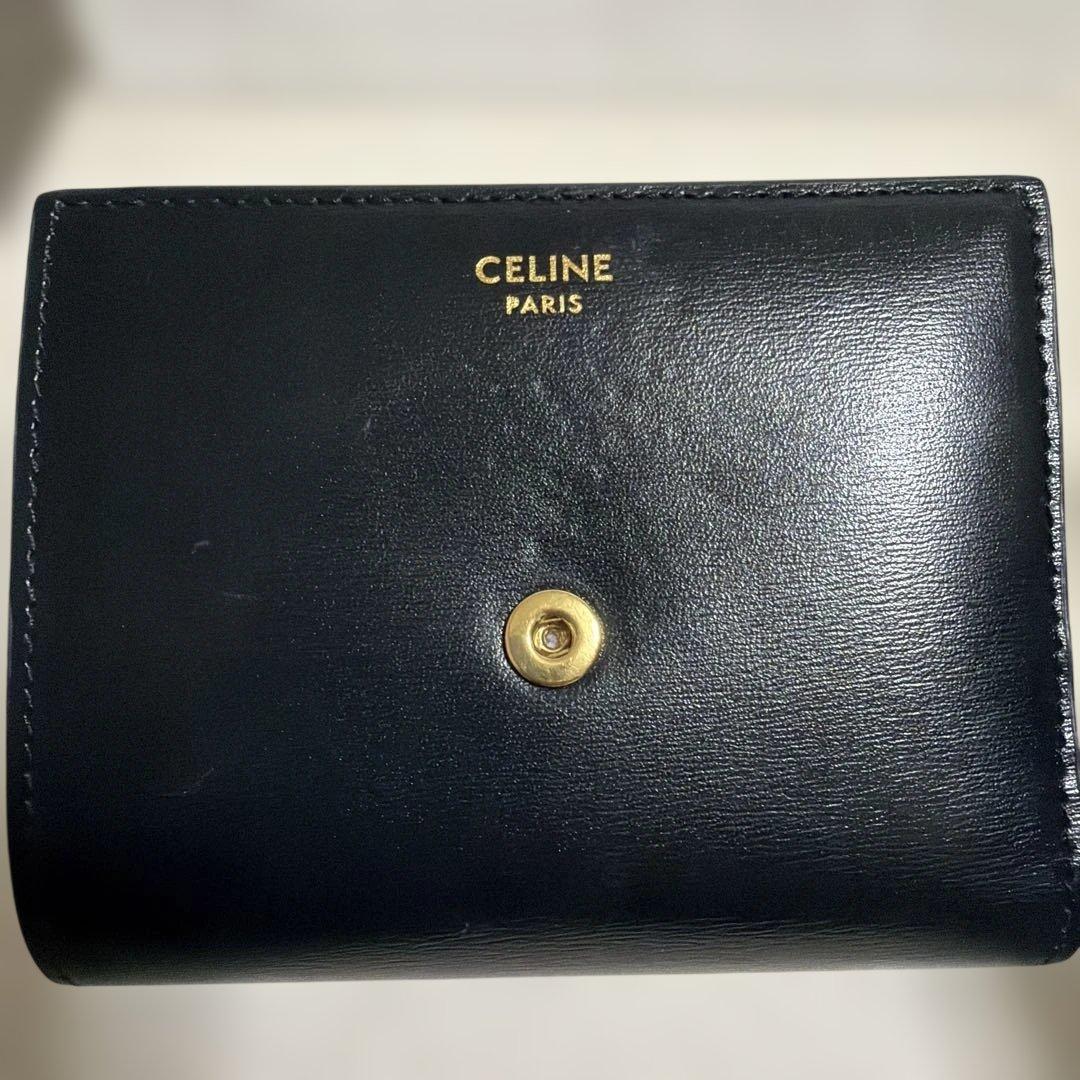 セリーヌ　スモール フラップウォレット トリオンフ / シャイニーカーフスキン