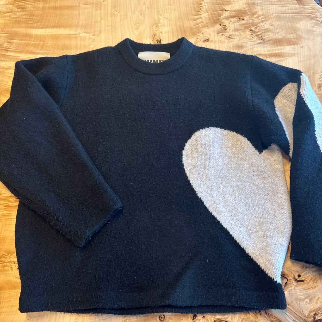 NKNIT ブラックホワイトハート ニット