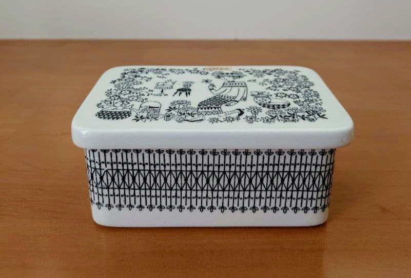 アラビア　エミリア　バターケース