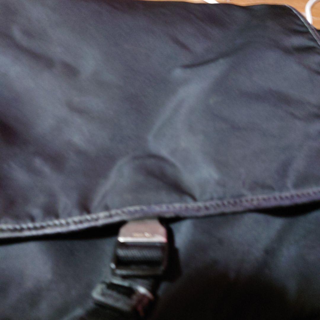 M*I様 PRADA ブラック メッセンジャーバッグ　学生さんや会社員に最適