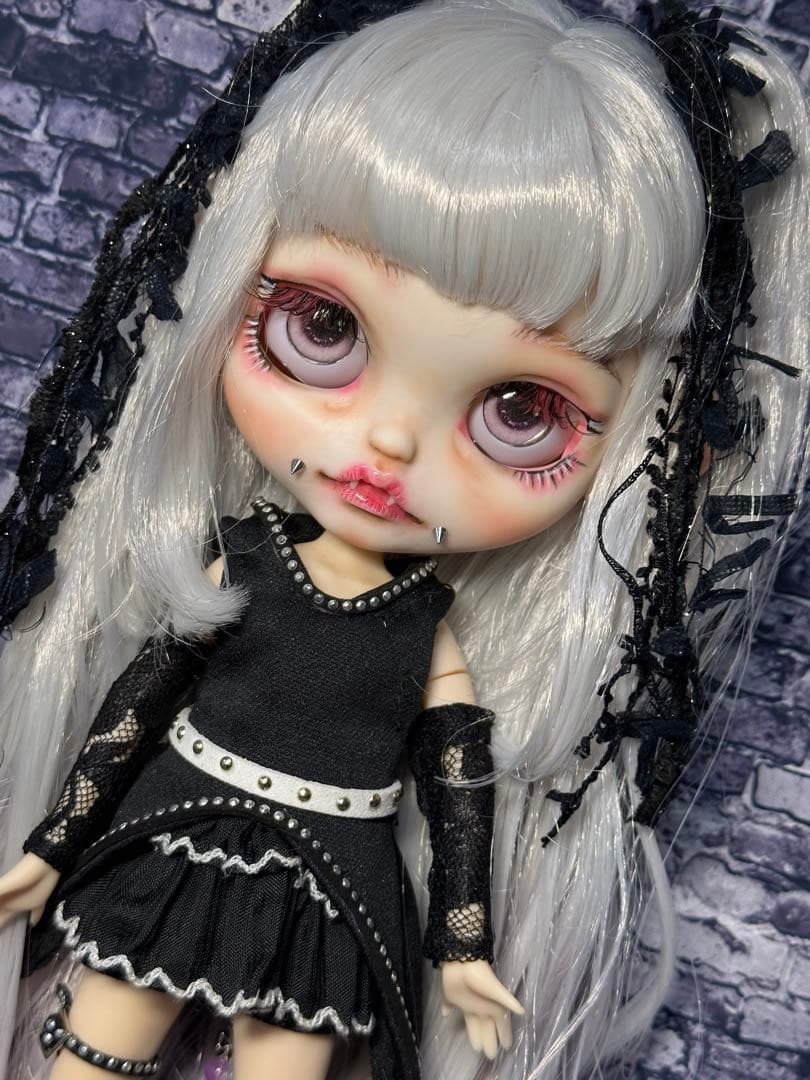 r*k様 アイシードール 本体女の子　OF付き　カスタムアイシードール