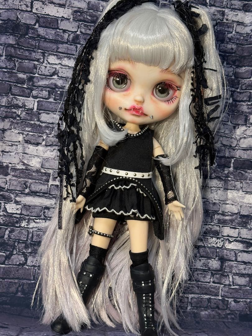 r*k様 アイシードール 本体女の子　OF付き　カスタムアイシードール