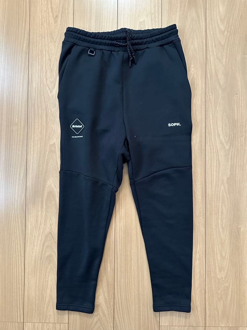 【美品】SOPH. ブラックスリムフィットパンツ S