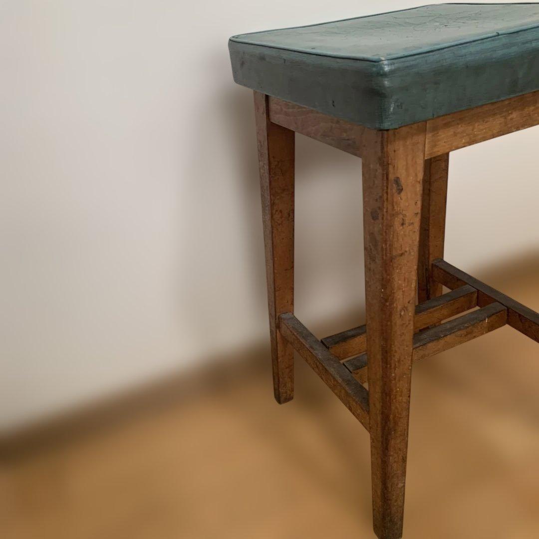 昭和レトロ　木製スツール 緑色クッション付き アンティーク　インテリア　オブジェ