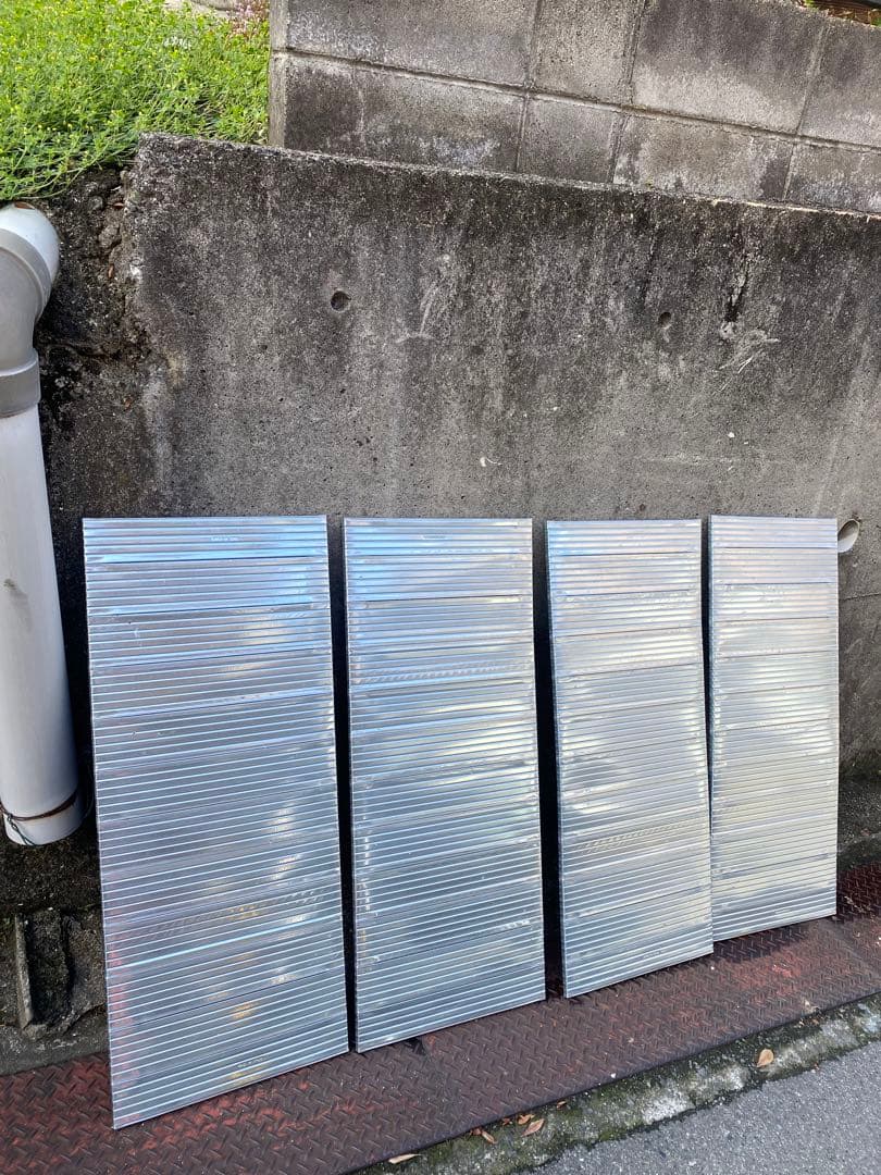 ✨人気✨　メタルシステム　4段フルタイプ　キャスター付