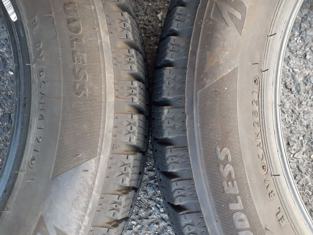 ど*ん様 深溝　ブリヂストン スタッドレスタイヤ 　155/65R14インチ　４