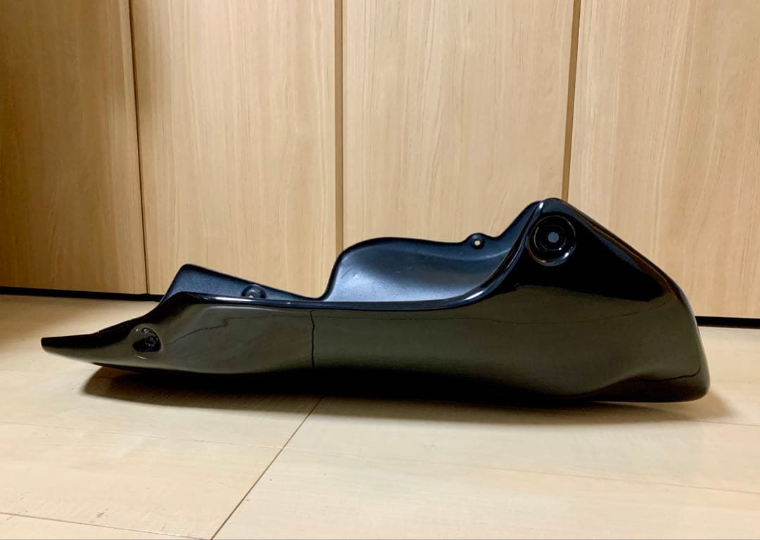 おひとつのみ！ Z900RS アンダーカウル 新品 グロスブラック 社外品