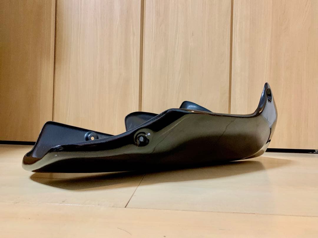 おひとつのみ！ Z900RS アンダーカウル 新品 グロスブラック 社外品