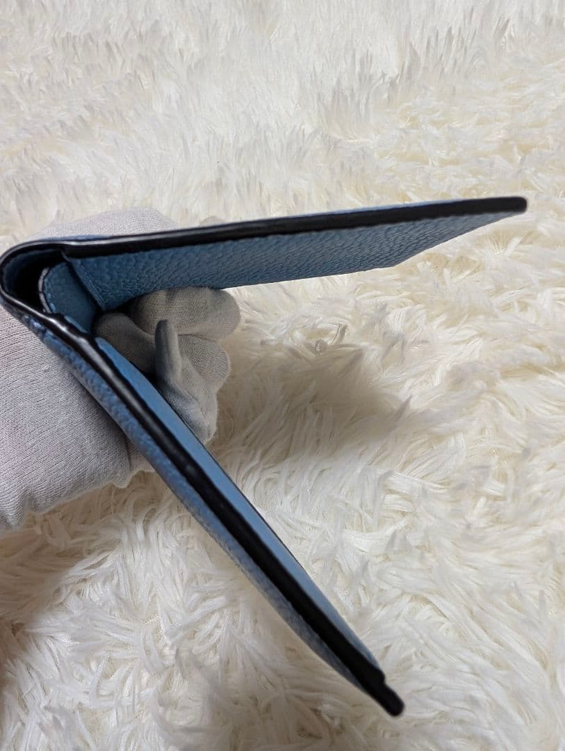 COACH♥️完売 ウォレット 二つ折り財布 折りたたみ財布 ブルー水色