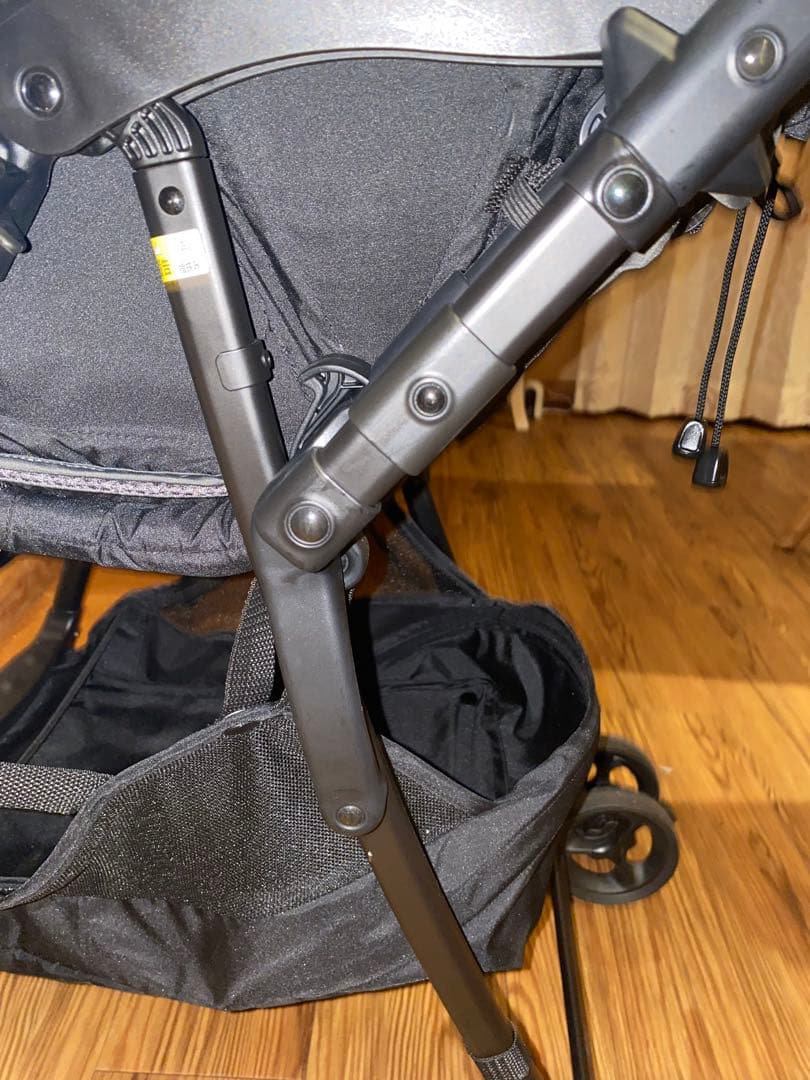 美品Aprica グレー ベビーカー