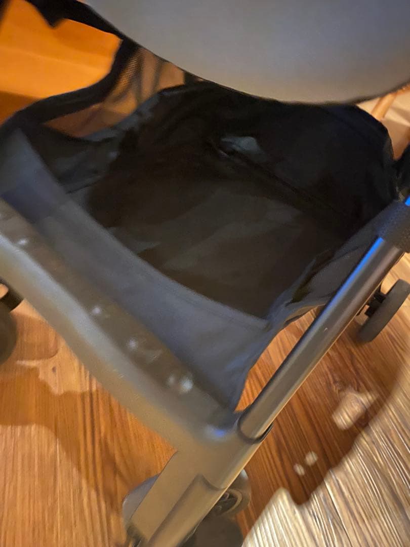 美品Aprica グレー ベビーカー