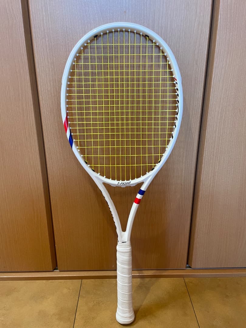 Tecnifibre T-Fight 300s テニスラケット