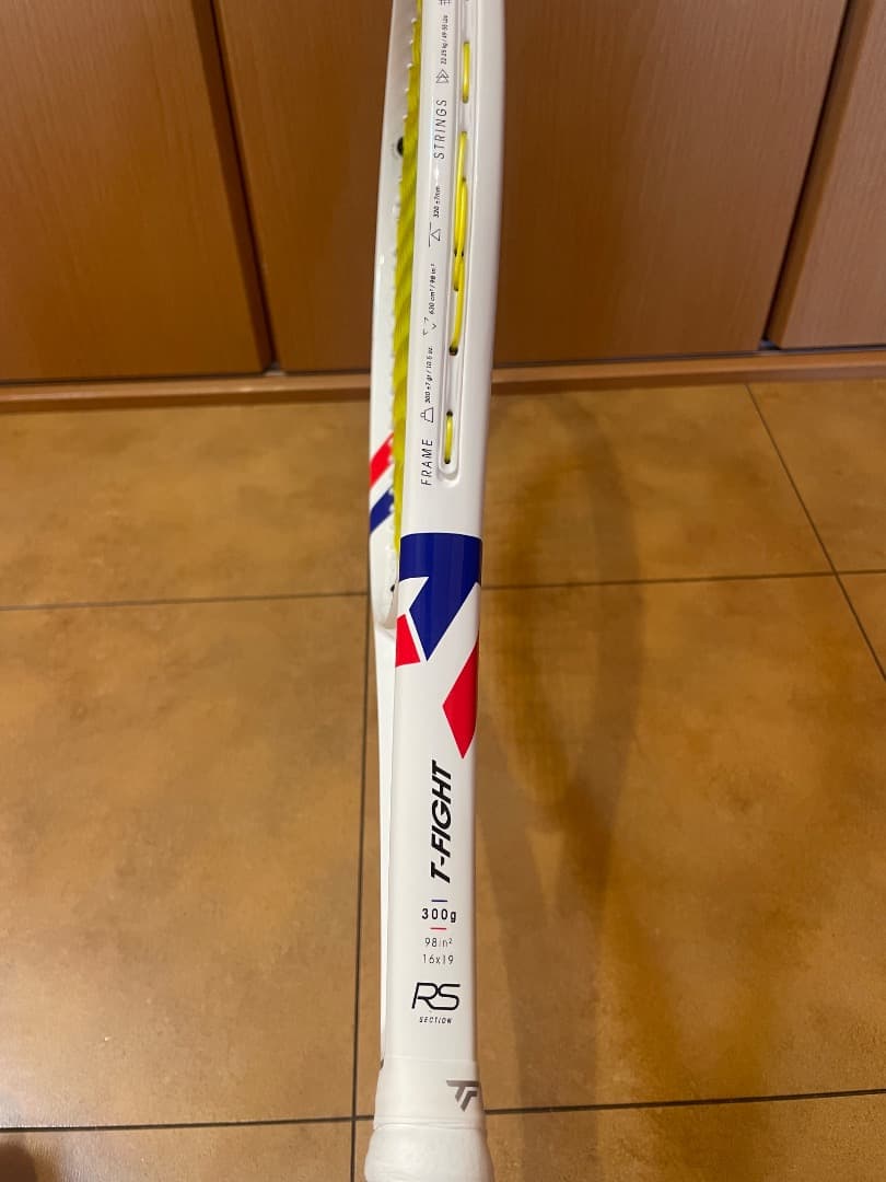 Tecnifibre T-Fight 300s テニスラケット