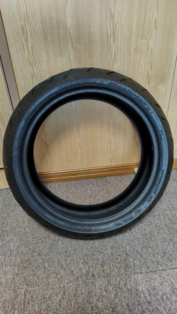 パーツ DUNLOP SPORTMAX QUALIFIER II 190/50 ZR17