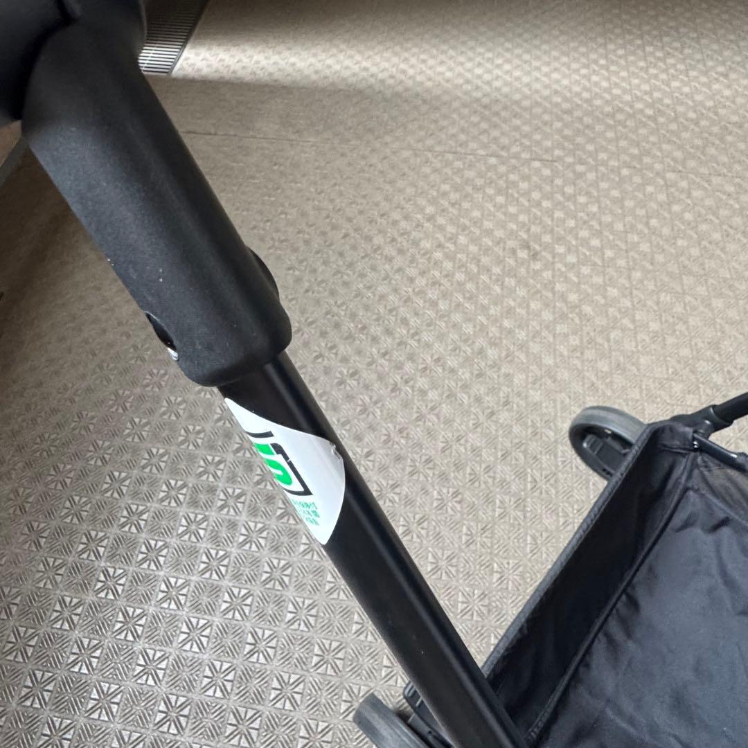 アップリカ　ルーチェフリー　ベージュ