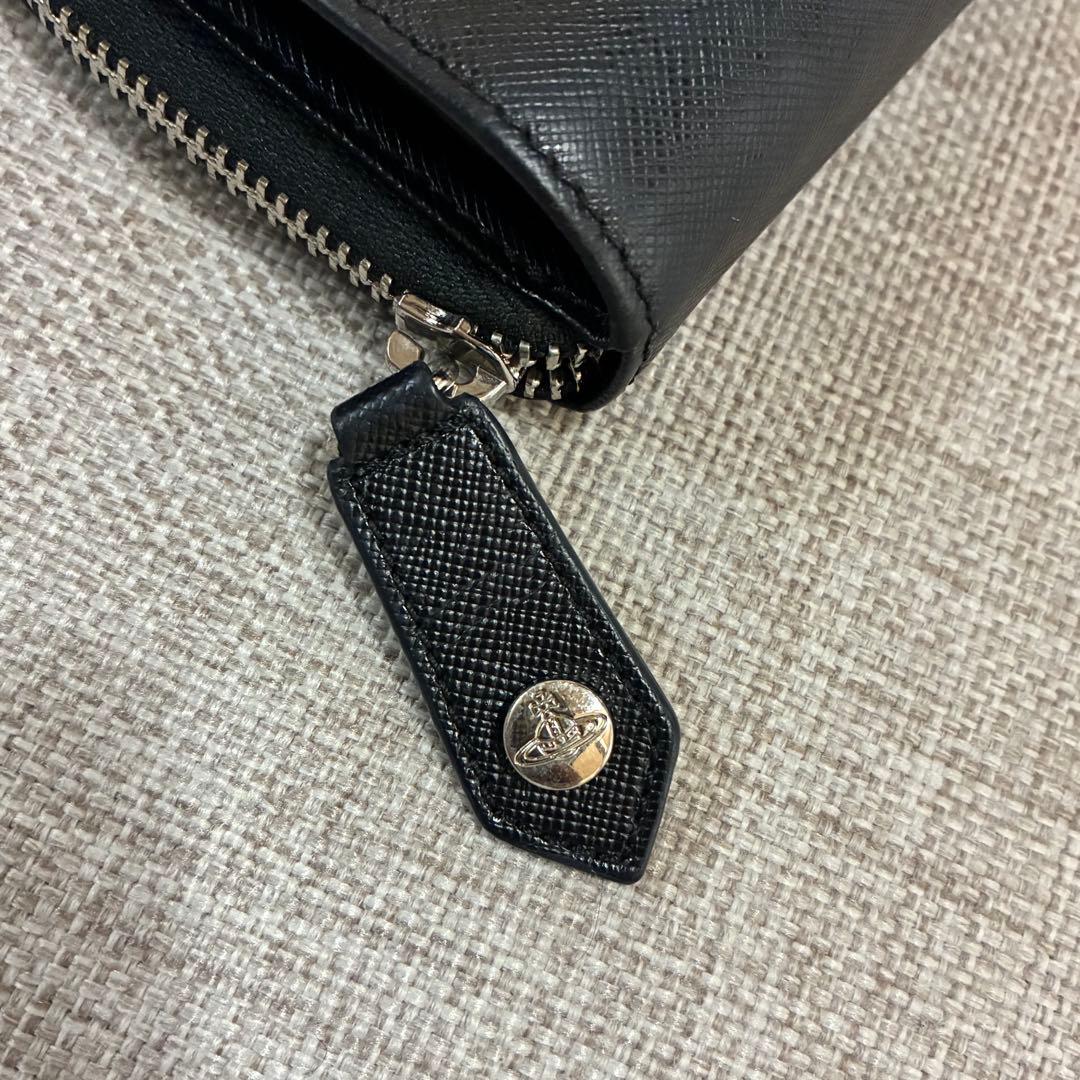 ヴィヴィアンウエストウッド 2つ折り財布