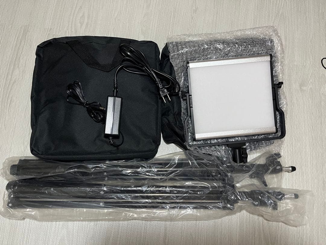 ライトセット 三脚付き　2点