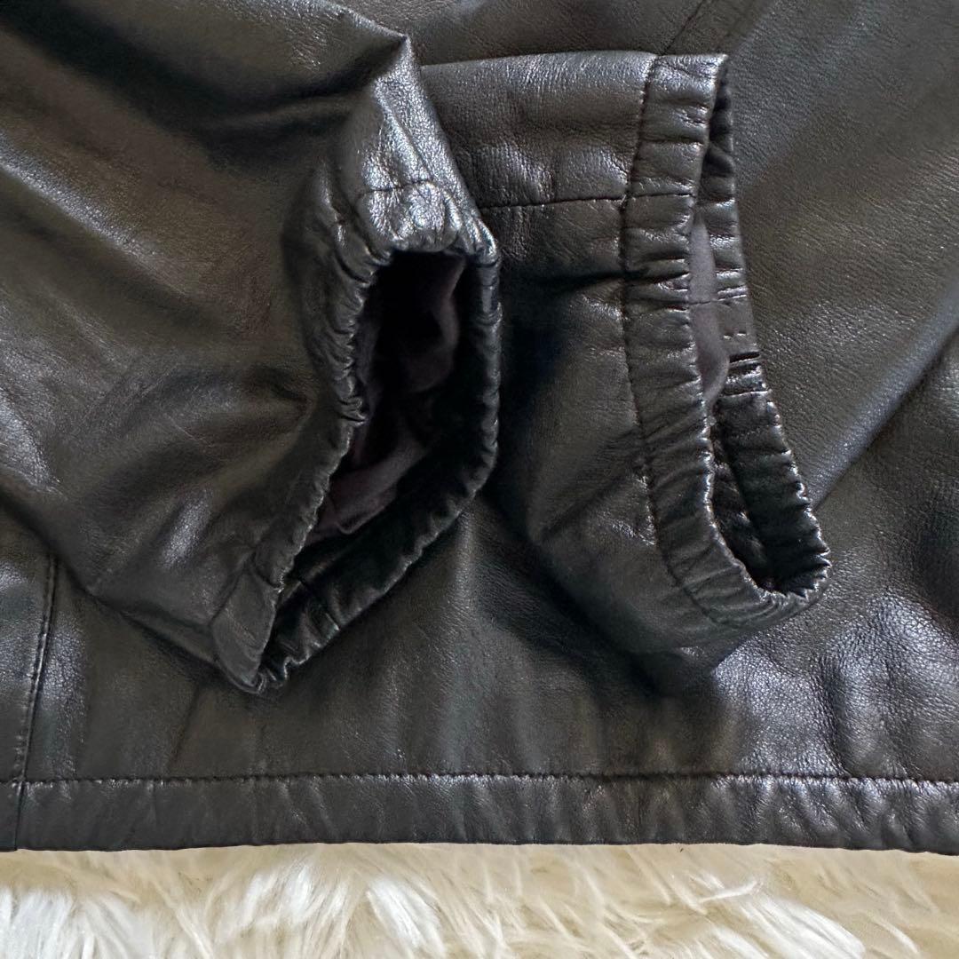 美品 PRADA ラムレザージップアップジャケット イタリア製 三角ロゴ