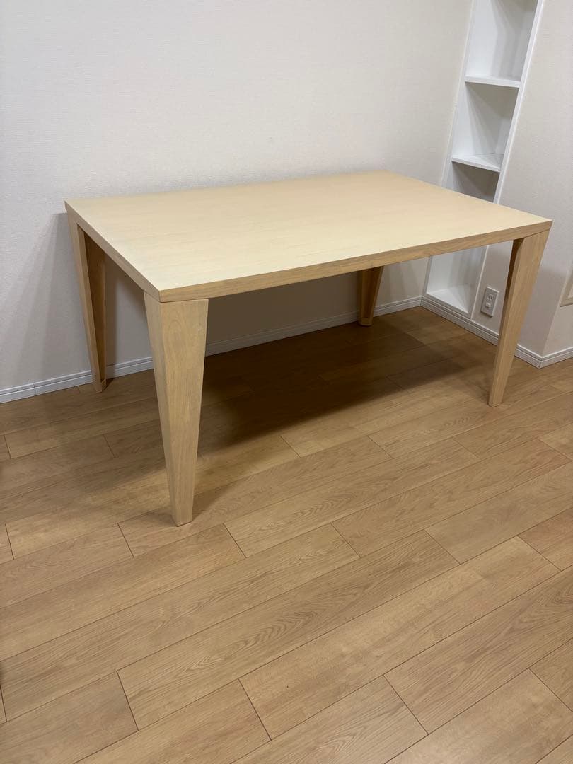 ダイニングテーブル　桜屋工業