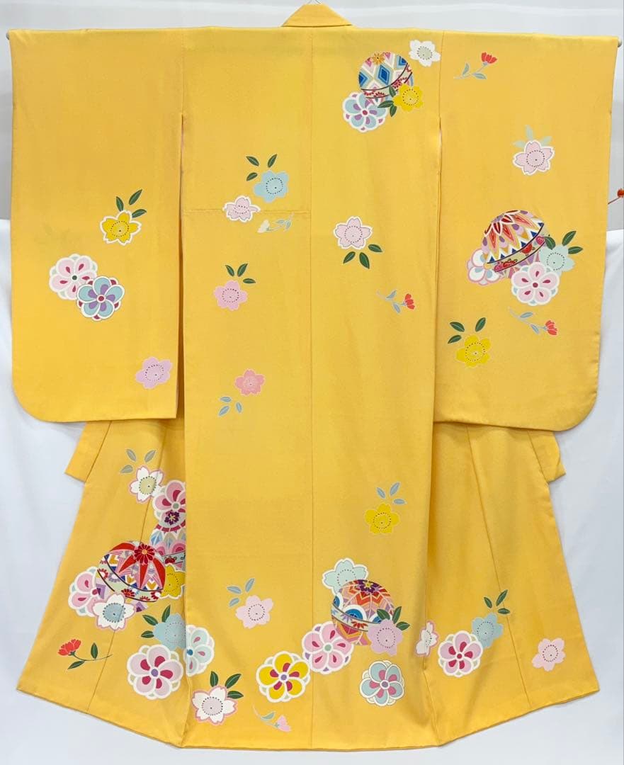 七五三着物　7ー8才　女児　四つ身　毱・桜／黄色系《子供492》#江戸小もーん