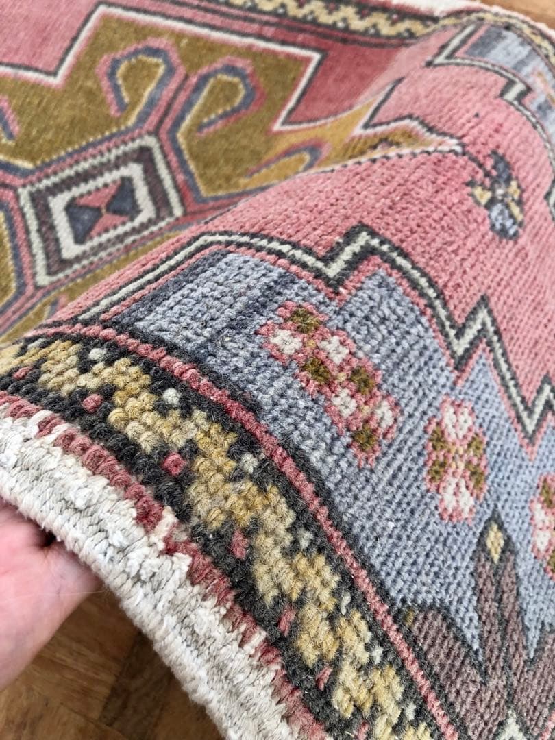 ఃパステルカラーが可愛い子♪ఃトルコ・ヴィンテージラグ pastel/pink