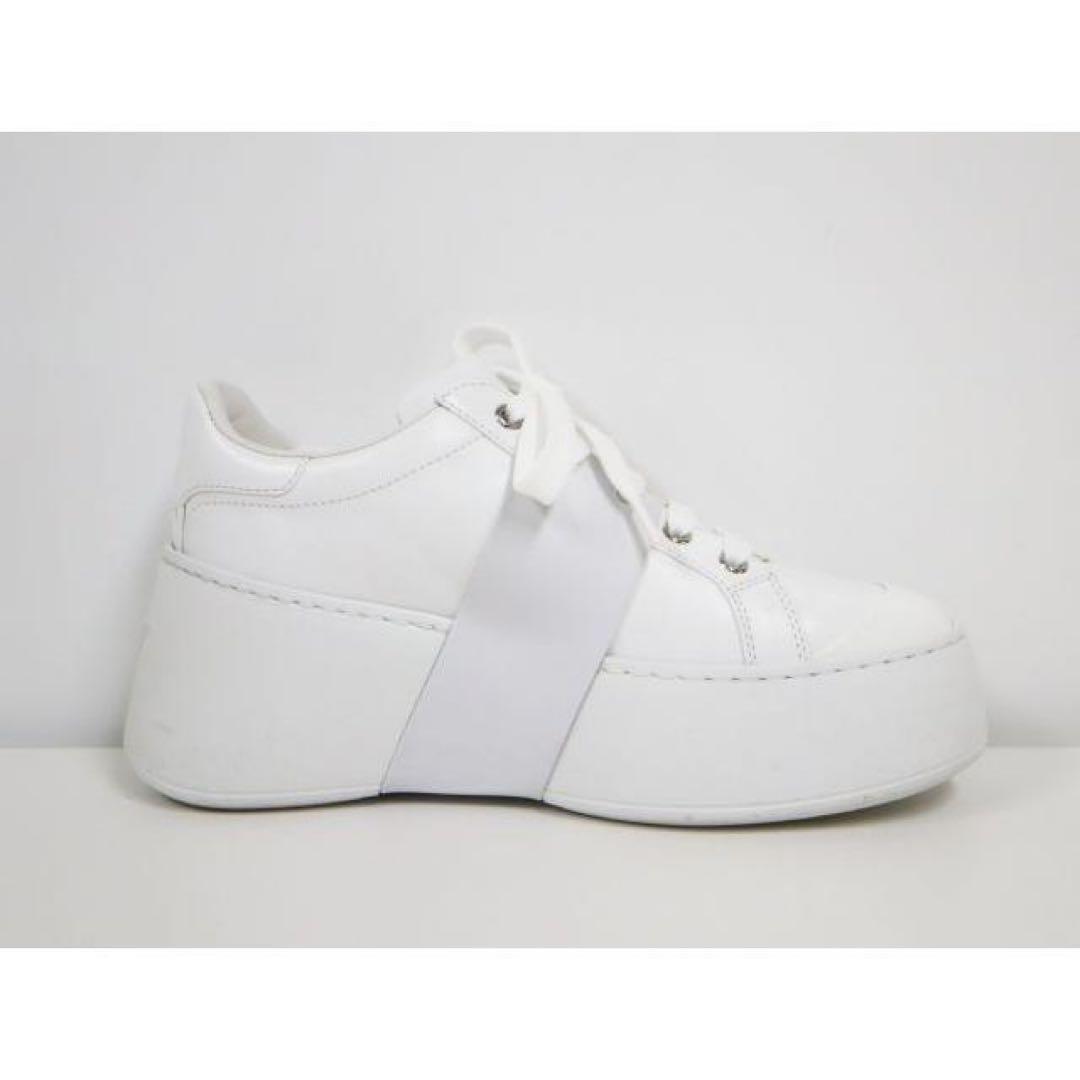 ロジェヴィヴェ　美品　スニーカー　24 37