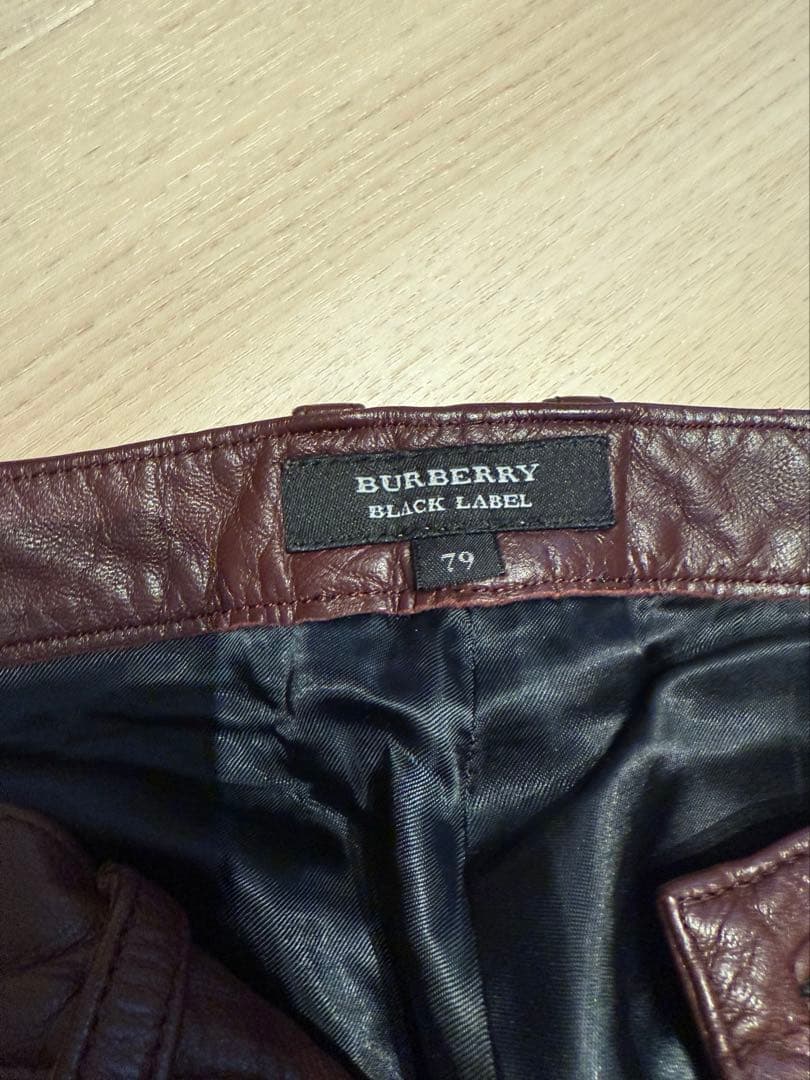 BURBERRY BLACK LABELレザー パンツ79