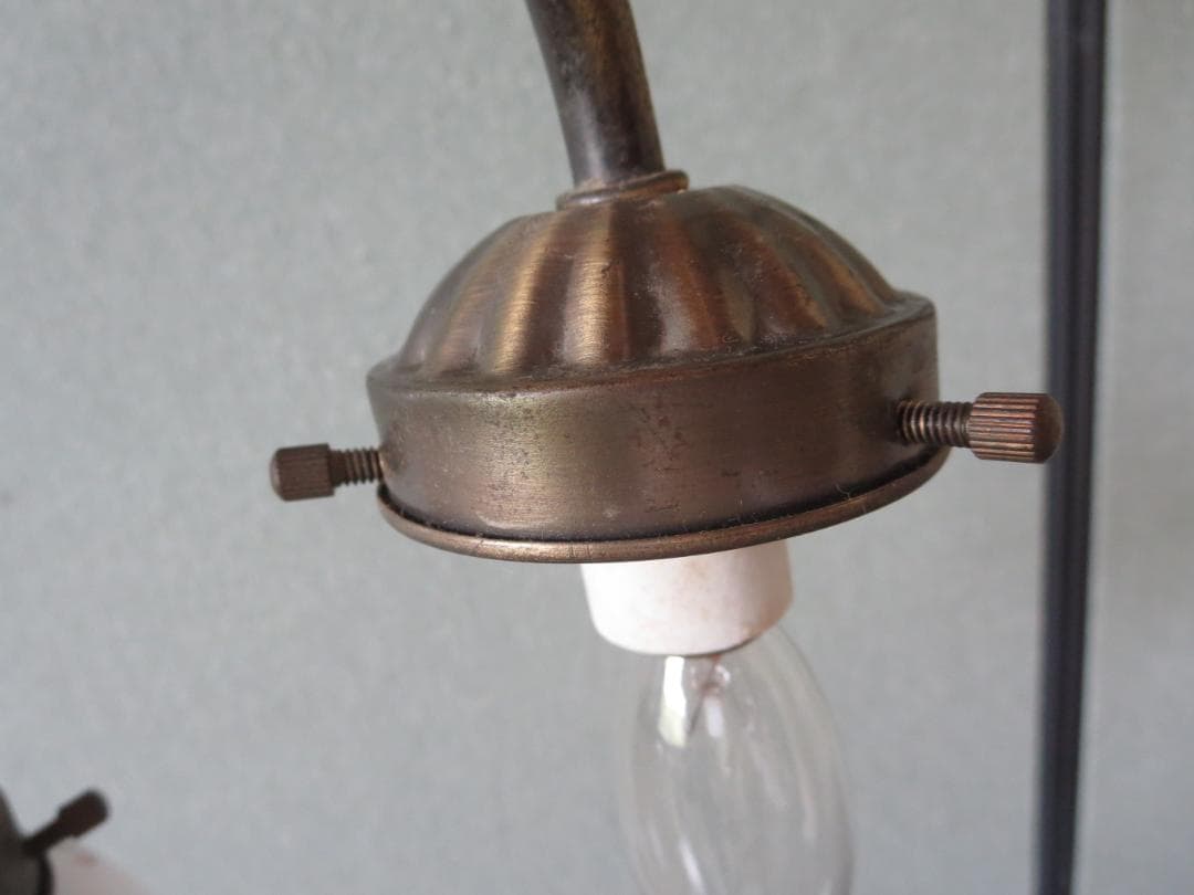 アンティーク　卓上スタンドライト　5灯切り替え可能