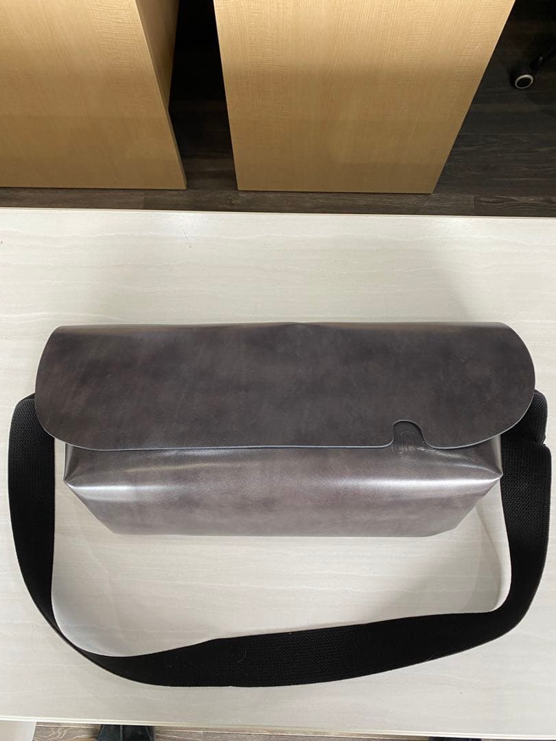 Uni&co メッセンジャーバッグ グレー