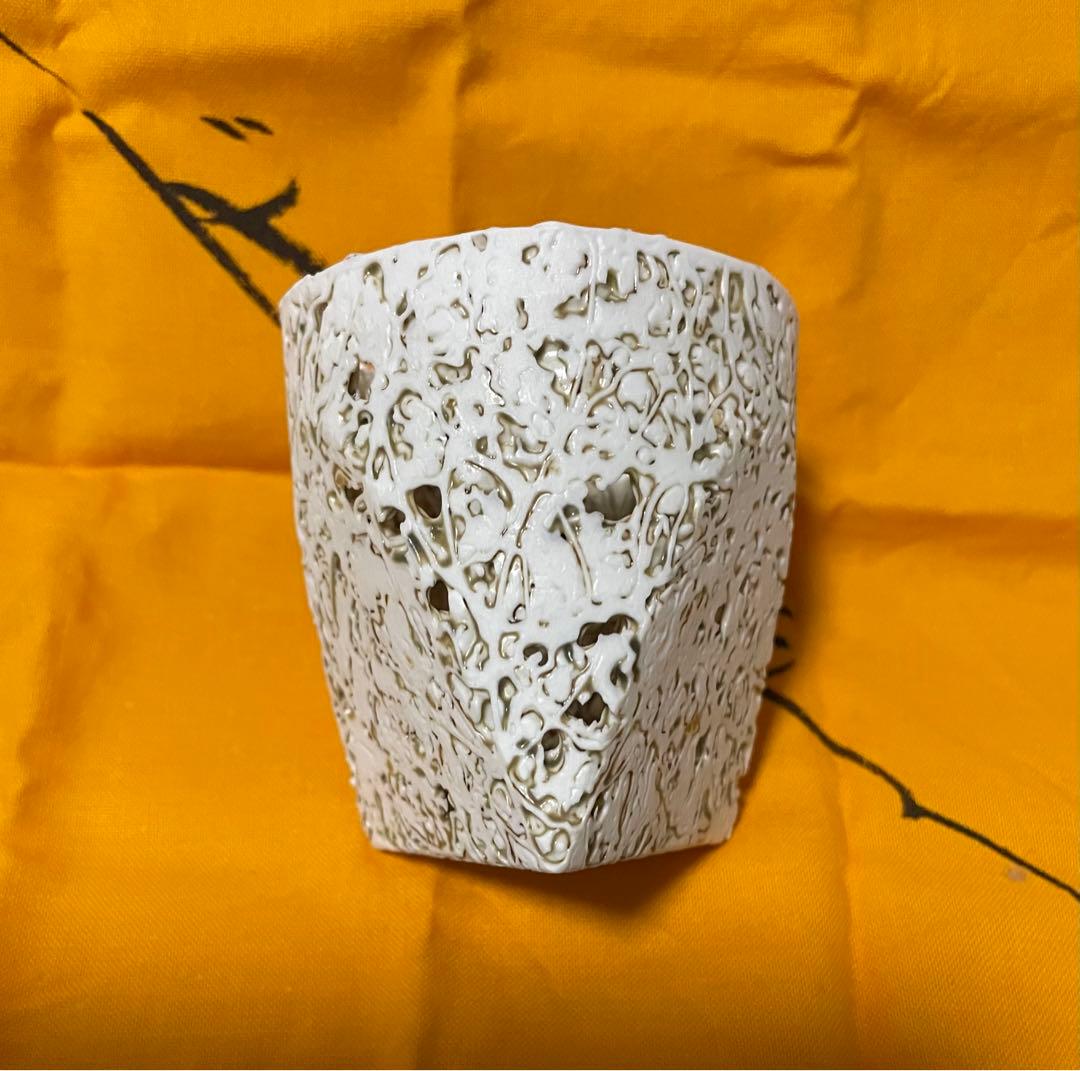 長江重和　釉彩薄層のかたち