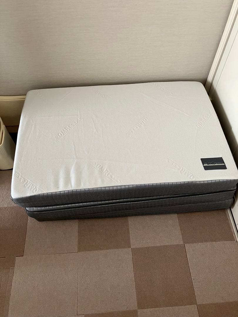 SOMRESTA ゼロギャップ 三つ折りマットレス シングル　厚さ9cm