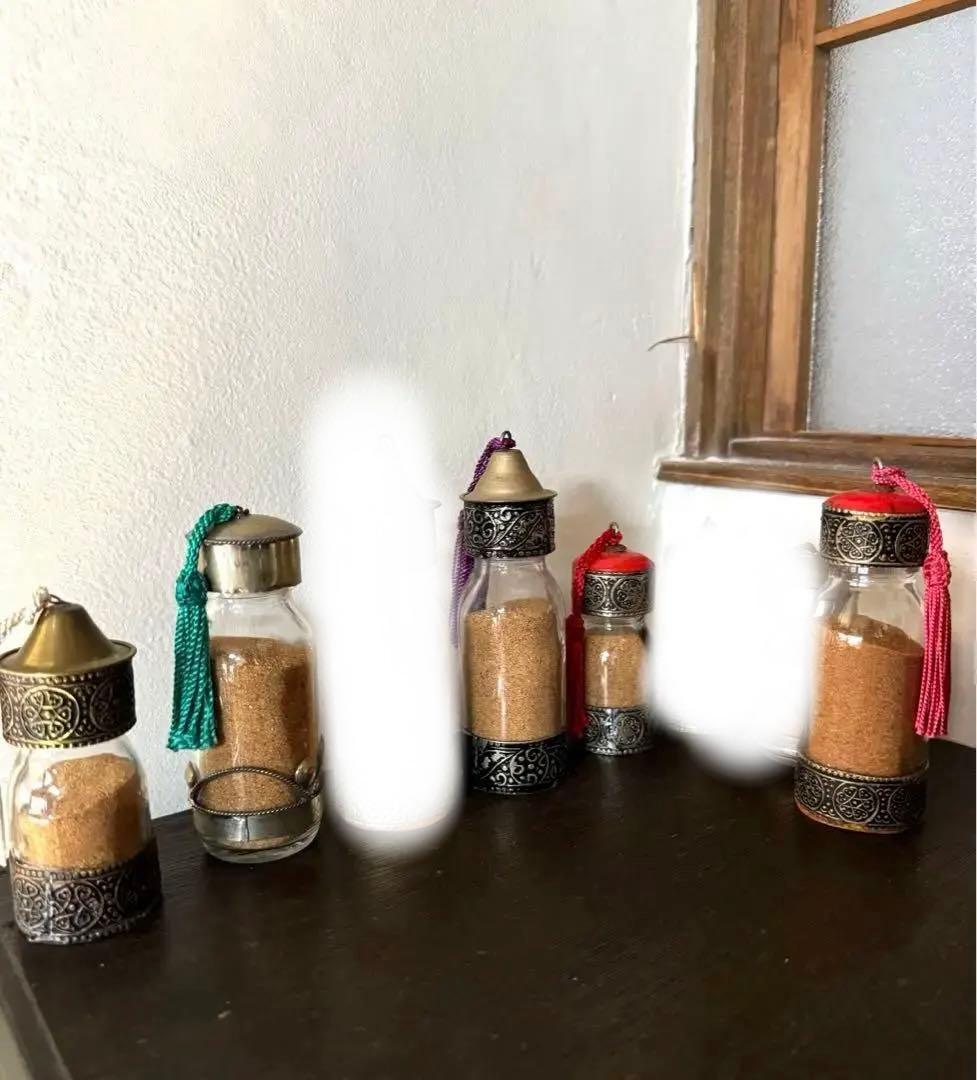 サハラ砂漠の砂　モロッコの瓶詰め　7本セット