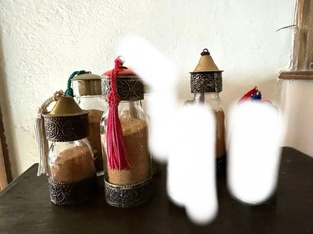 サハラ砂漠の砂　モロッコの瓶詰め　7本セット