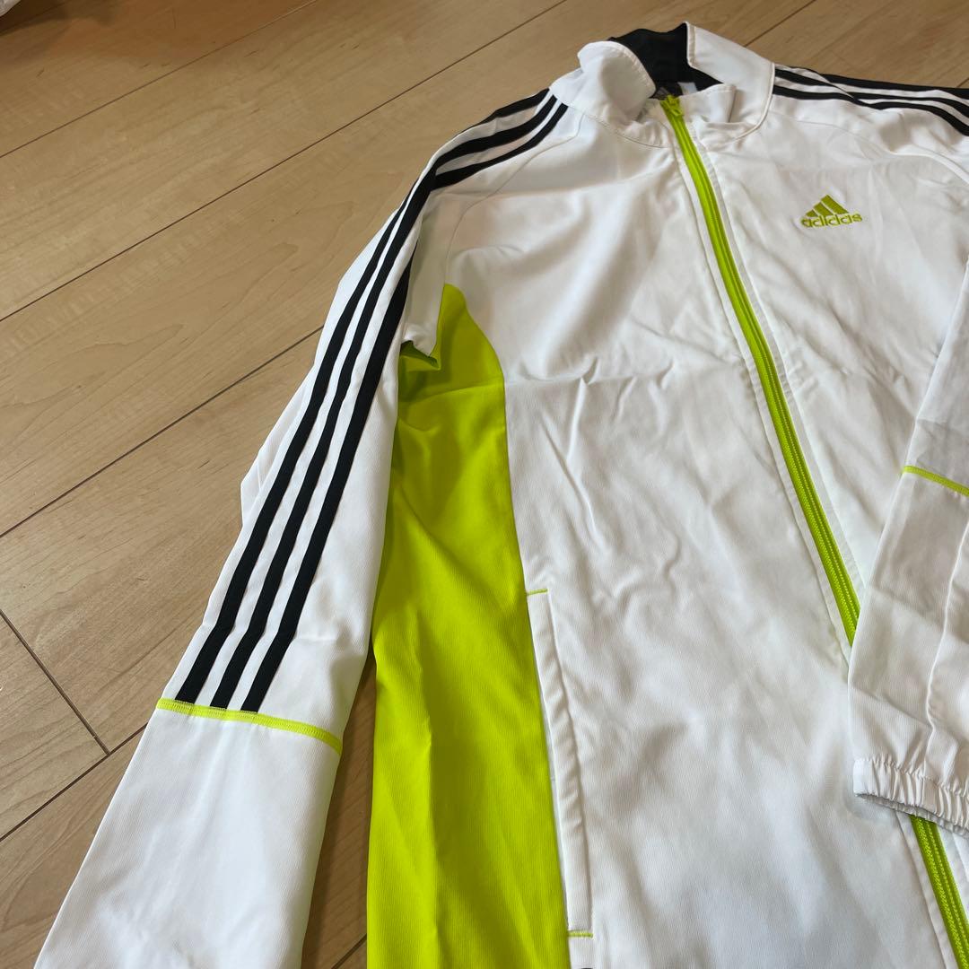 アディダス adidas ウインドブレーカー 上　下2セット。34