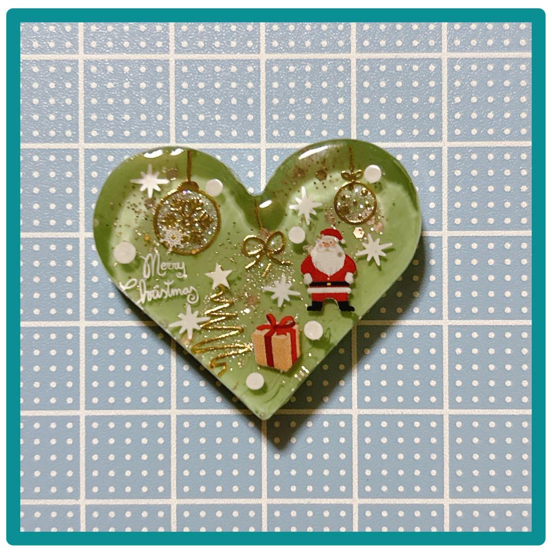 No 897❣️可愛いクリスマスレジンヘアゴム❣️٩(๑❛ᴗ❛๑)۶