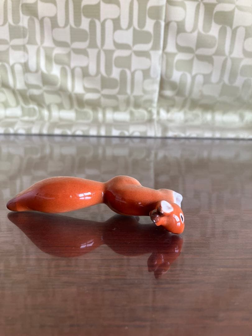 ロモノーソフ　フィギュリン　フィギュア　リス