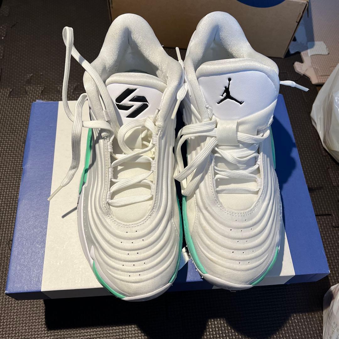 JORDAN ルカ3 箱付き