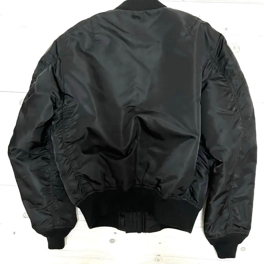 ゆ*ぱ様 〈美品〉AVIREX MA-1 トップガンフライトジャケット M ブラ