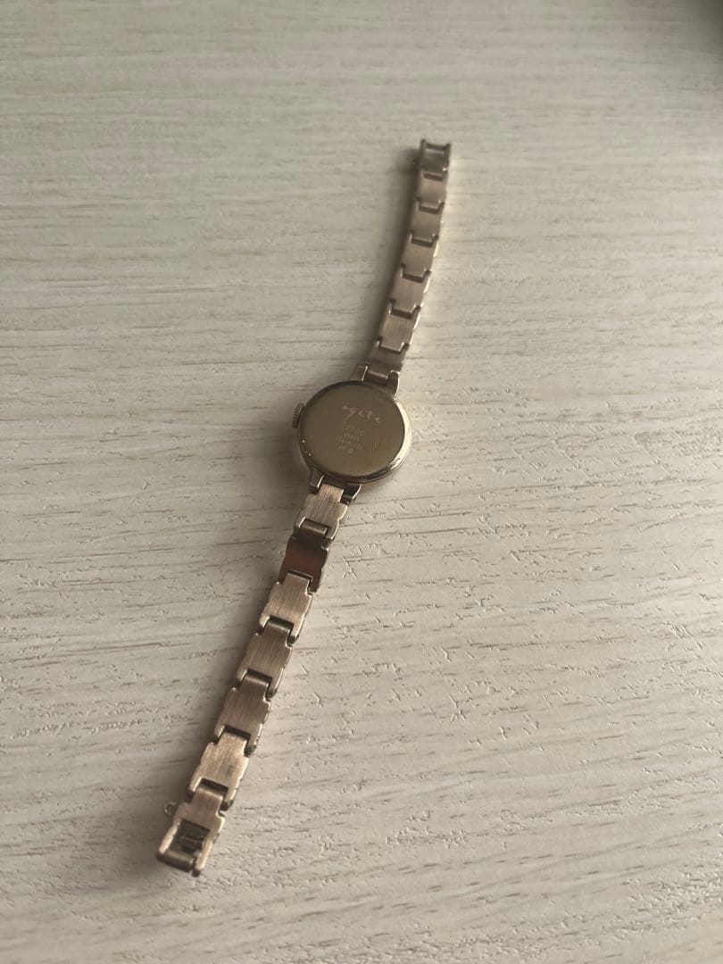 値下げ‼️【美品】agete ラウンドフェイスウォッチ ゴールド