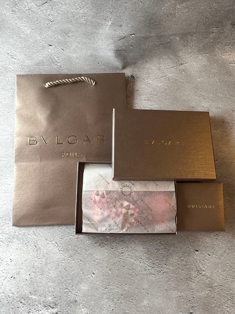 n*z様 BVLGARI ブルガリ ヘリテージ シルク100% シュシュ ヘアゴ