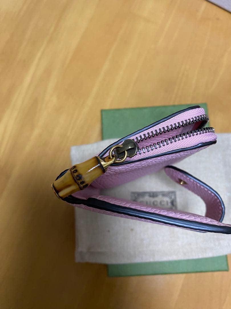 GUCCI GGロゴ 二つ折り財布 ピンク