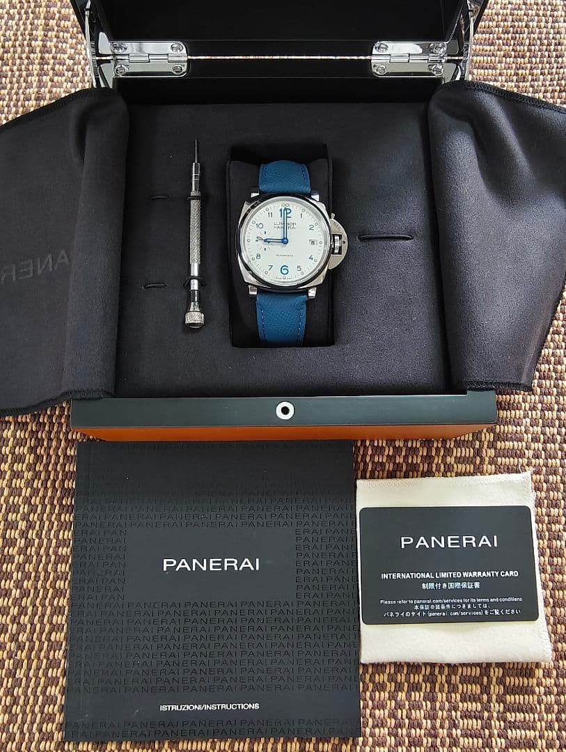 クリーム色 アウトドアチェア