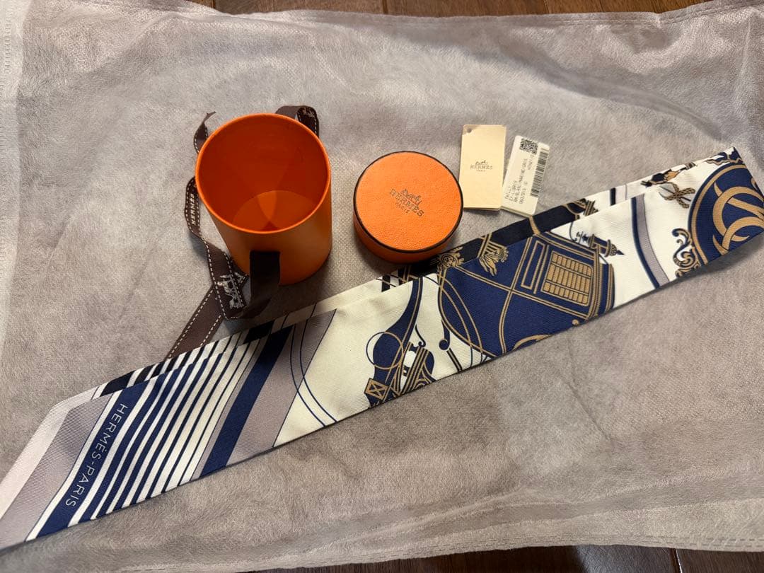 HERMES ツイリー【未使用】