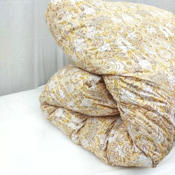 西川羽毛掛布団　フランス産ホワイトダウン93％　1.2ｋｇ　二層式キルト　国産