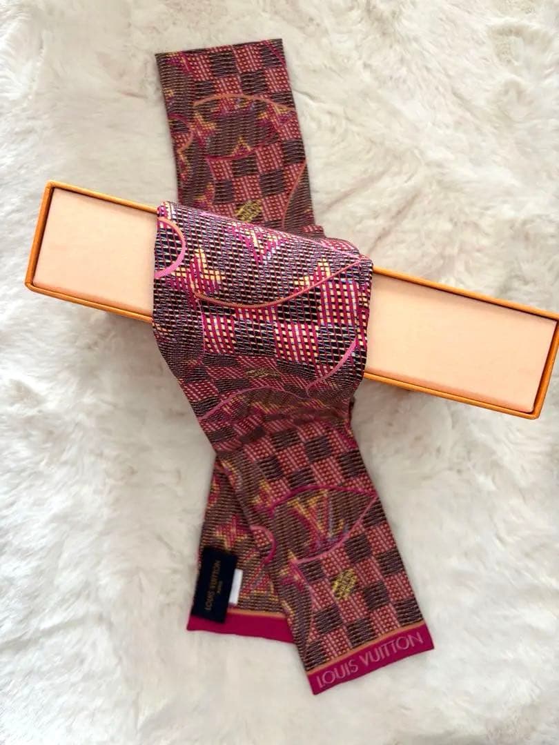 Louis Vuitton チェック柄スカーフ