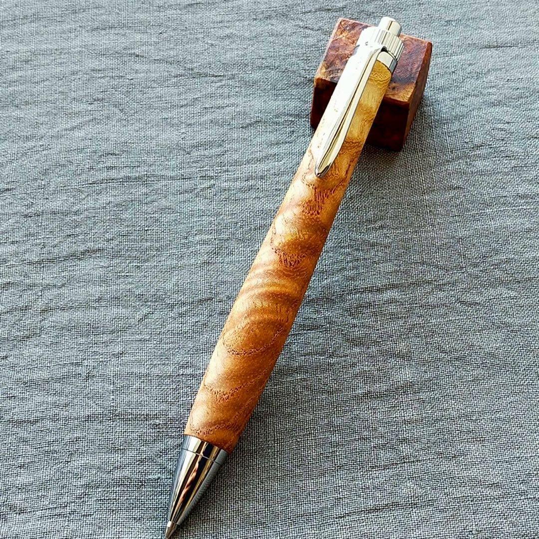 栴檀　縮杢　ハンドメイド　木軸ボールペン　G2　天然木　シルバー
