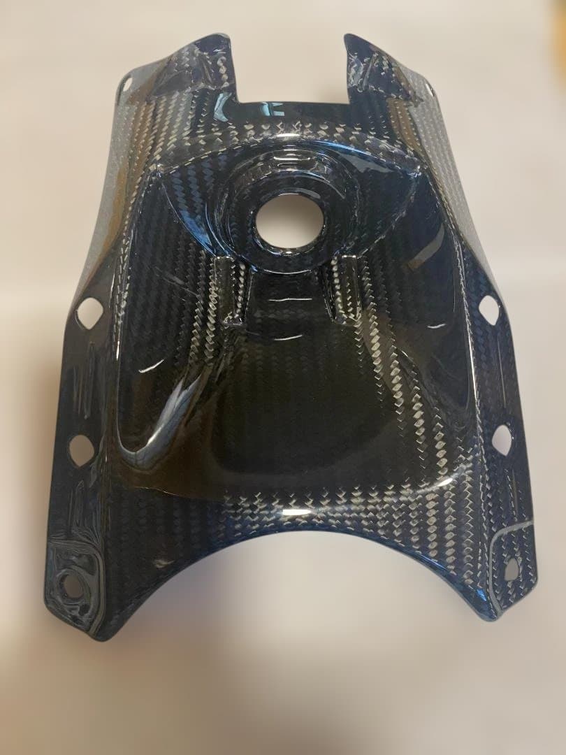 ＜新品未使用＞kawasaki　ZH2 カーボンファイバー「キーガード」