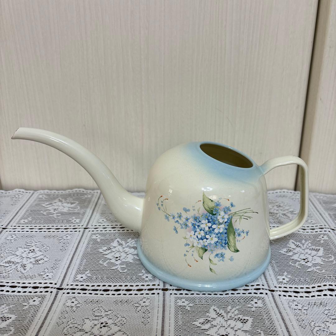 イマン　クラリス　水差し