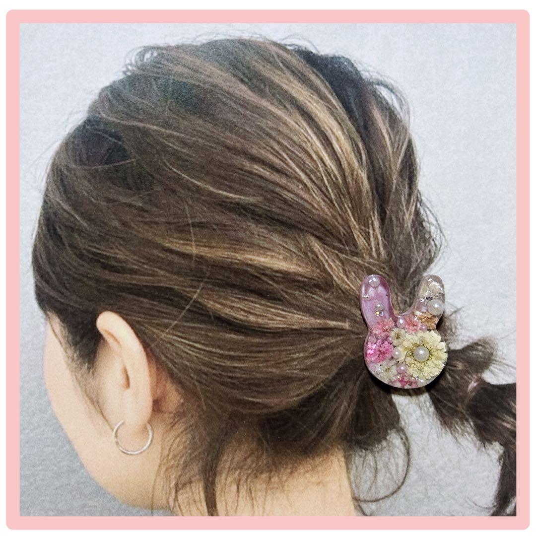 No 849❣️大人可愛いレジンヘアゴム❣️かすみ草❣️♪(๑ᴖ◡ᴖ๑)♪