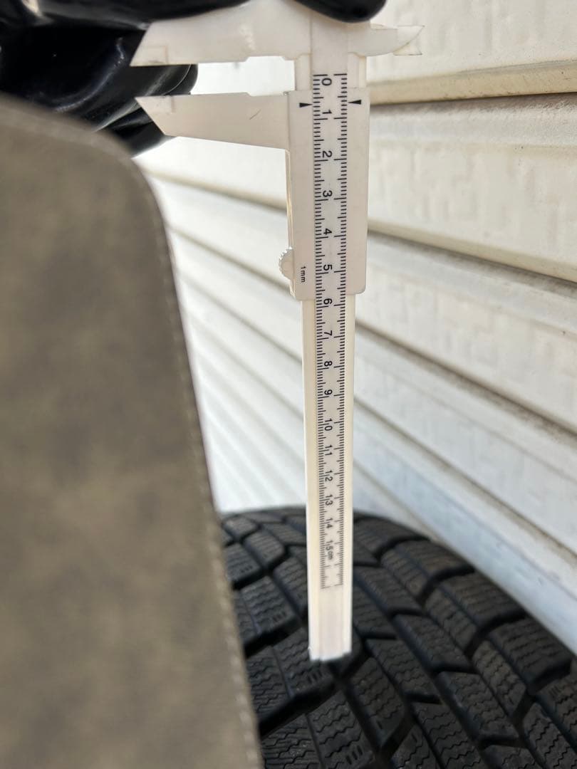 トヨタ・ライズ・ロッキースタッドレスタイヤホイールセット